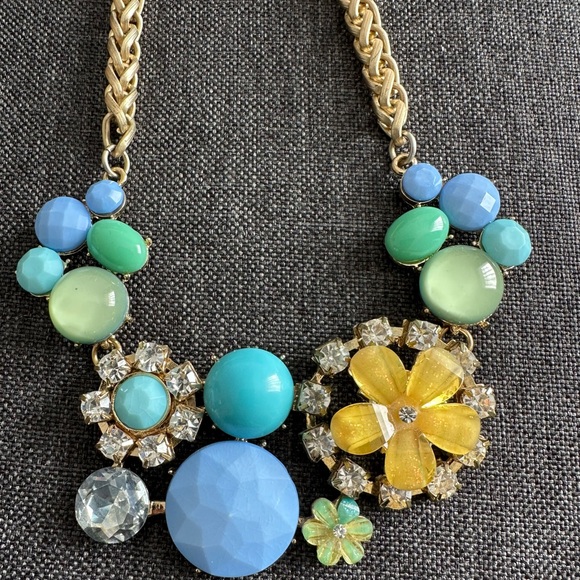 Colorful Statement Necklace - Picture 1 of 10